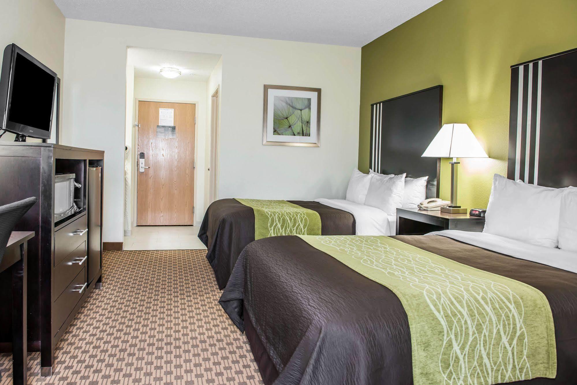 Comfort Inn East Indianapolis Exterior photo